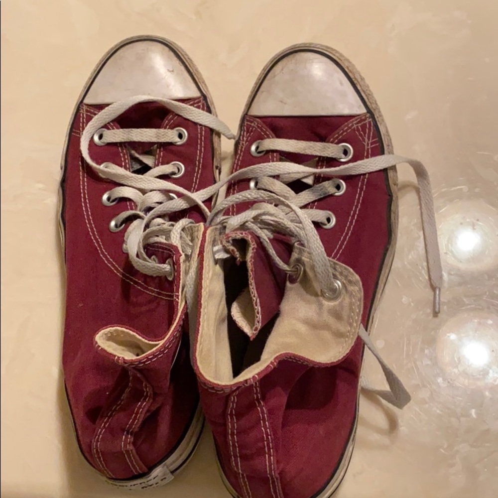 Burgundy converse